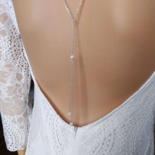 Charger l&#39;image dans la galerie, Collier minimaliste avec perle solitaire et pendentif de dos double chaîne pour robe de mariage dos nu