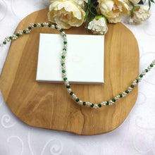 Charger l&#39;image dans la galerie, Ceinture fine en perles et cristaux verts pour robe de mariée ou demoiselle d&#39;honneur
