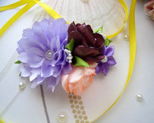 Charger l&#39;image dans la galerie, Pince cheveux florale, Barrette française avec fleurs en satin violet