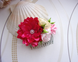 Mariage Peigne cheveux style champêtre avec fleurs en satin, Barrette cheveux florale