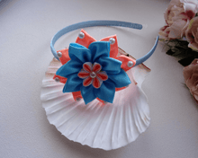 Charger l'image dans la galerie, Serre-tête fille fleur kanzashi bleu et orange, Bandeau cheveux fleur en satin, Diadème