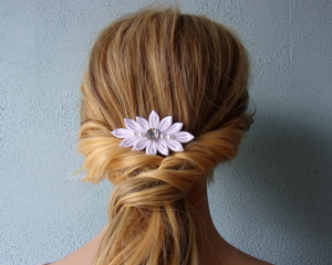 Peigne cheveux mariage blanc fleurs kanzashi