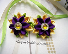 Charger l'image dans la galerie, Lot de 2 barrettes pour enfant ou élastiques à cheveux avec fleurs kanzashi en satin jaune et mauve foncé