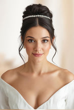 Charger l&#39;image dans la galerie, bandeau de cheveux classique en perles nacrées pour coiffure de mariage romantique