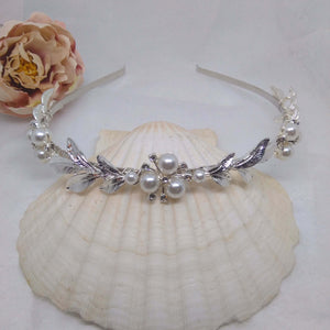 serre-tête rustique en feuilles argentées et perles pour mariage vintage