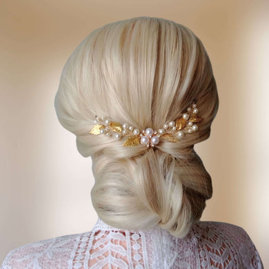 Vigne de cheveux courte pour coiffure de mariage rustique avec perles et feuilles dorées
