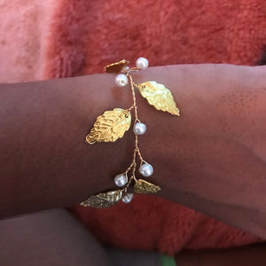 Bracelet bohème en perles et feuilles dorées pour mariée ou demoiselles d'honneur