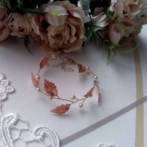 Bracelet vigne de perles et feuilles or rose pour mariage champêtre ou bohème