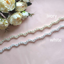 Charger l&#39;image dans la galerie, Ceinture élégante en perles nacrées pour robe de mariage en blanc et ivoire