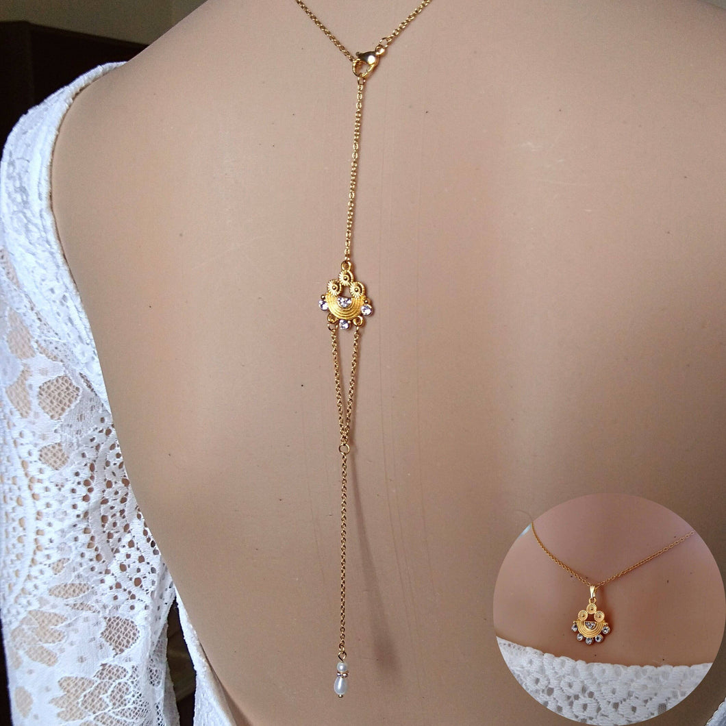 Collier style vintage avec pendentif doré en alliage garni de strass et chute de dos longue pour robe de mariage dos nu
