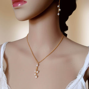 Collier de mariage avec pendentif en perles naturelles d'eau douce sur fine chaînette en acier inoxydable
