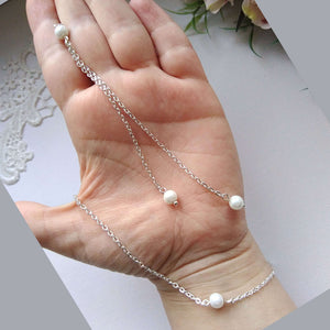 Collier minimaliste avec perle solitaire et pendentif de dos double chaîne pour robe de mariage dos nu