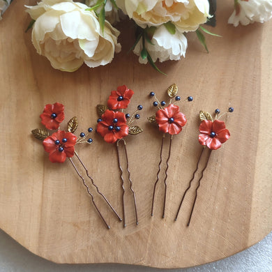 lot d'épingles à cheveux avec fleurs oranges en porcelaine froide, feuilles bronze et perles bleu foncé pour coiffure bohème de mariage d'automne