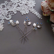 Charger l&#39;image dans la galerie, lot de 3 petites épingles à chignon en motif floral avec mini fleurs dépolies, feuilles et perles bleues