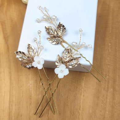 lot de 3 épingles à cheveux avec perles nacrées, cristal transparent, feuilles dorées et fleurs blanches en porcelaine froide pour coiffure de mariage