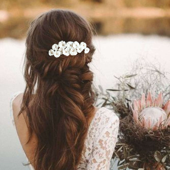 Bijou de cheveux Peigne avec fleurs blanches en porcelaine froide pour coiffure de mariage bohème ou champêtre chic