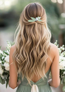 Peigne à cheveux pour coiffure de mariée ou demoiselle d'honneur avec feuilles et fleurs d'olivier en porcelaine froide.