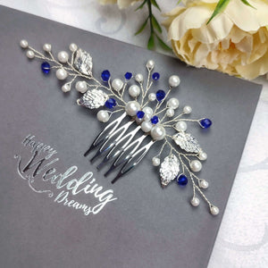 Bijou de cheveux Long peigne bohème en perles, feuilles et cristaux bleu foncé pour chignon de mariage
