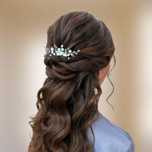 Petit bijou de cheveux Peigne style classique en perles nacrées et cristal transparent pour chignon de mariage ou coiffure de soirée
