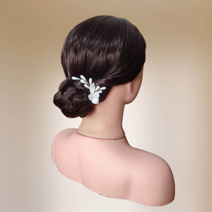 Barrette à cheveux en porcelaine blanche "Daria"