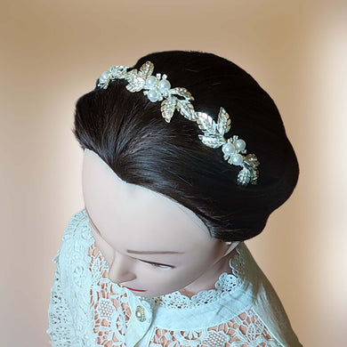 diadème de mariage feuilles argentées avec strass et perles