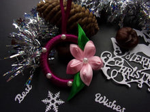 Charger l&#39;image dans la galerie, Suspension pour sapin en violet et rose, Décoration Réveillon, Ornement de Noël