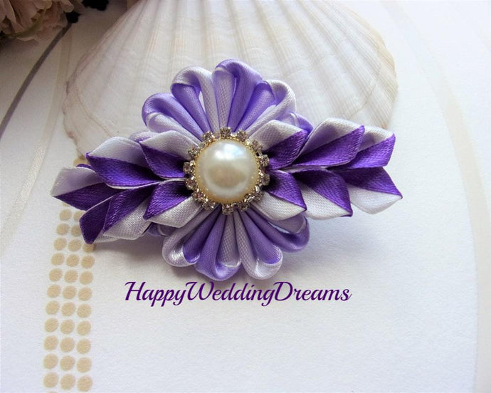 pince à cheveux en satin blanc et violet