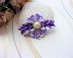 Barrette française, Pince à cheveux avec fleur kanzashi en satin violet et blanc