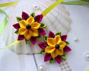 Barrette crocodile avec fleurs kanzashi en satin ultra violet et jaune, Pince cheveux fille