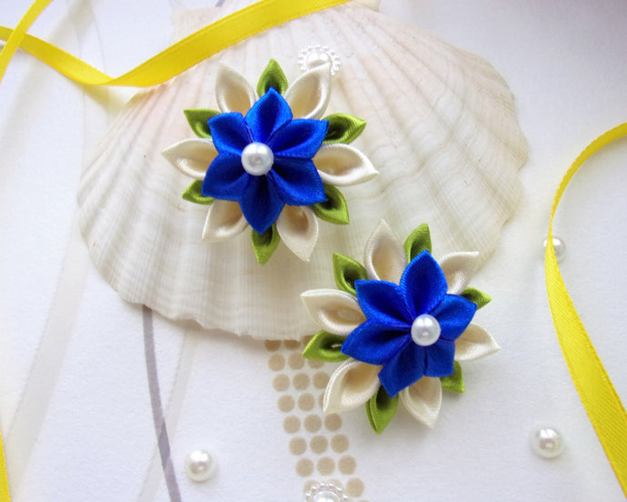 Pince cheveux petite fille, Barrette cheveux avec fleur kanzashi en satin crème et bleu