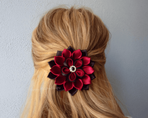Barrette française avec fleur ronde style kanzashi, Pince à cheveux longs