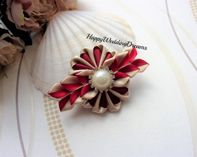 Pince à cheveux kanzashi, Pince à cheveux en satin beige et rouge, Barrette fleur en satin