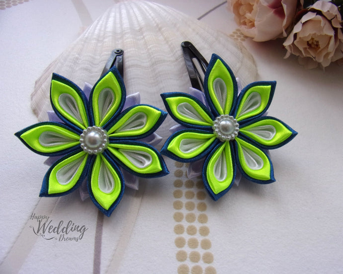 Barrette à cheveux clic-clac pour petite fille avec fleur kanzashi