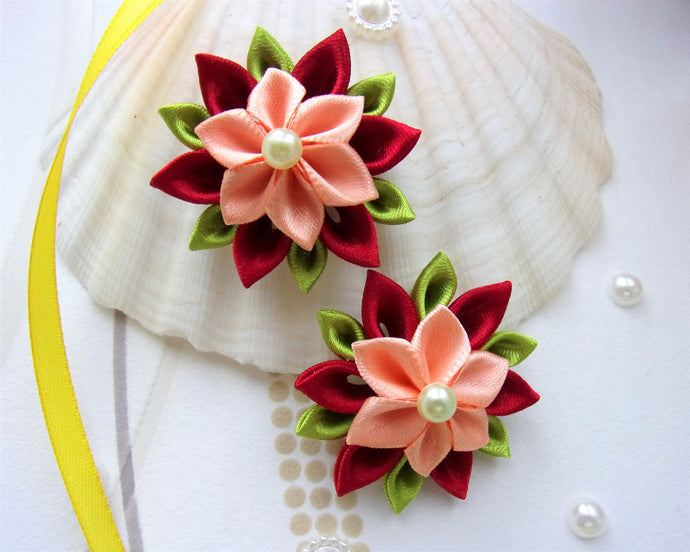 Élastique cheveux fleur kanzashi rouge et pêche, queue de cheval, nattes petite fille, Chouchou