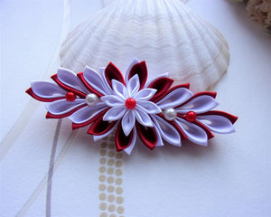 Pince à cheveux longs, Barrette française avec fleur kanzashi en blanc et rouge