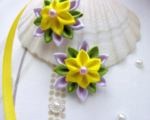 Barrette crocodile avec fleurs kanzashi en satin violet clair et jaune, Pince cheveux fille