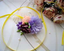 Charger l&#39;image dans la galerie, Pince cheveux florale, Barrette française avec fleurs en satin violet