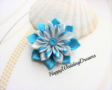 Pince à cheveux fleur en satin blanc et turquoise pour mariage ou toute occasion